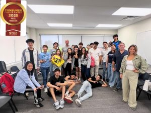 https://cdn.hellostudy.com.tw/wp-content/uploads/2020/04/11155130/homelang-miss-student-photo-300x225.jpg